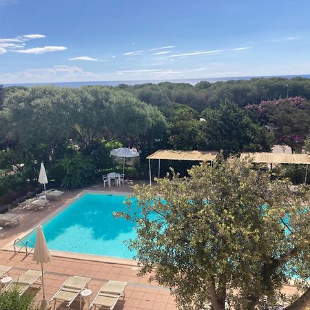 Hotel Villa Campana Кала Либерото Екстериор снимка