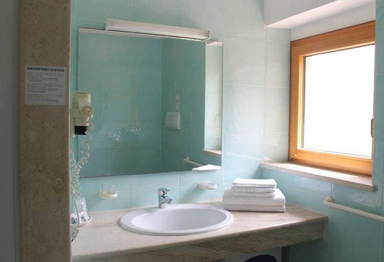 Hotel Villa Campana Кала Либерото Екстериор снимка